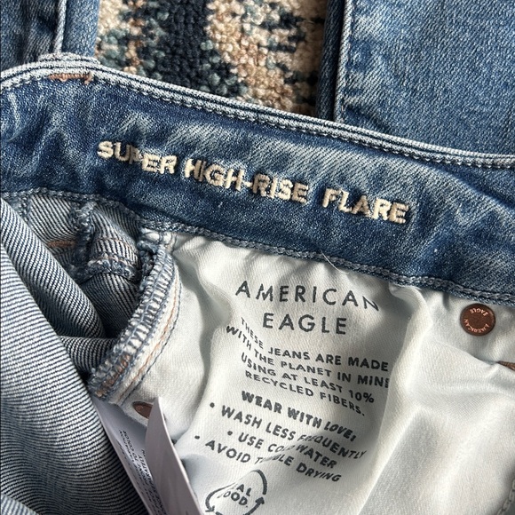 AE Luxe super high waisted flare jeans - Picture 5 of 12